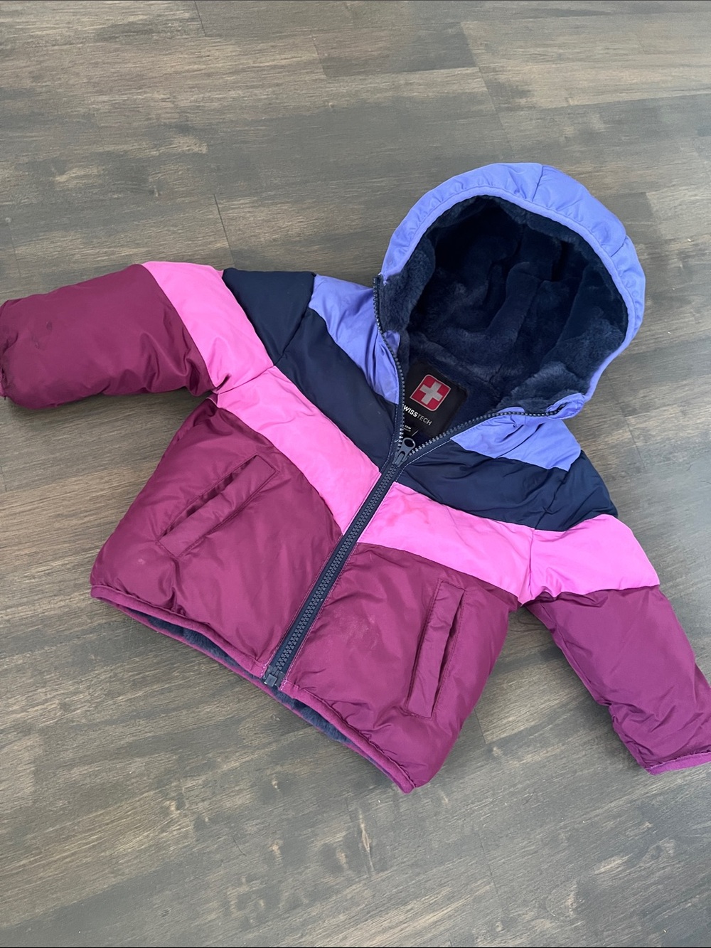 Swiss Tech Puffer Jacket - Picture 2 of 7